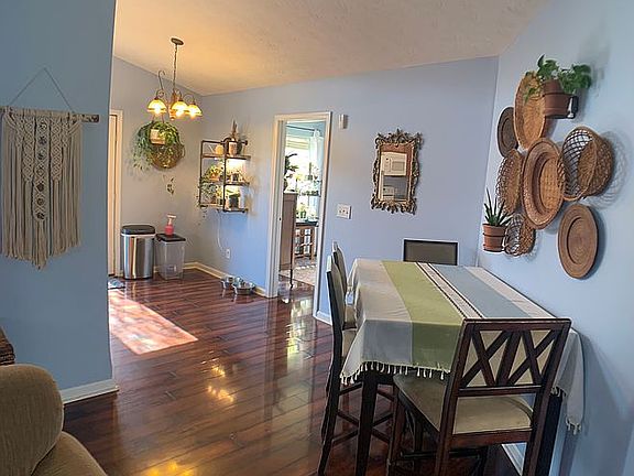 5th image of 118 Baybrook Cir