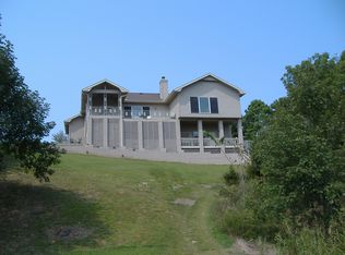 7 Barra Ln, Bella Vista, AR 72715