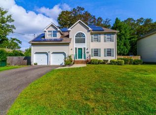 403 Brookside Ave, Oakhurst, NJ 07755