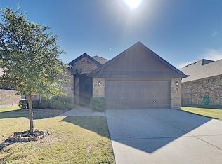 216 Range Rd, Waxahachie, TX 75165