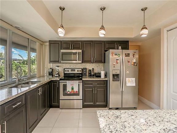 4th image of 7769 Biltmore Blvd