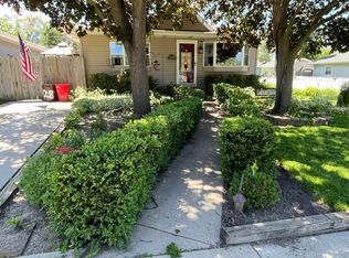 2028 Gilboa Ave, Zion, IL 60099