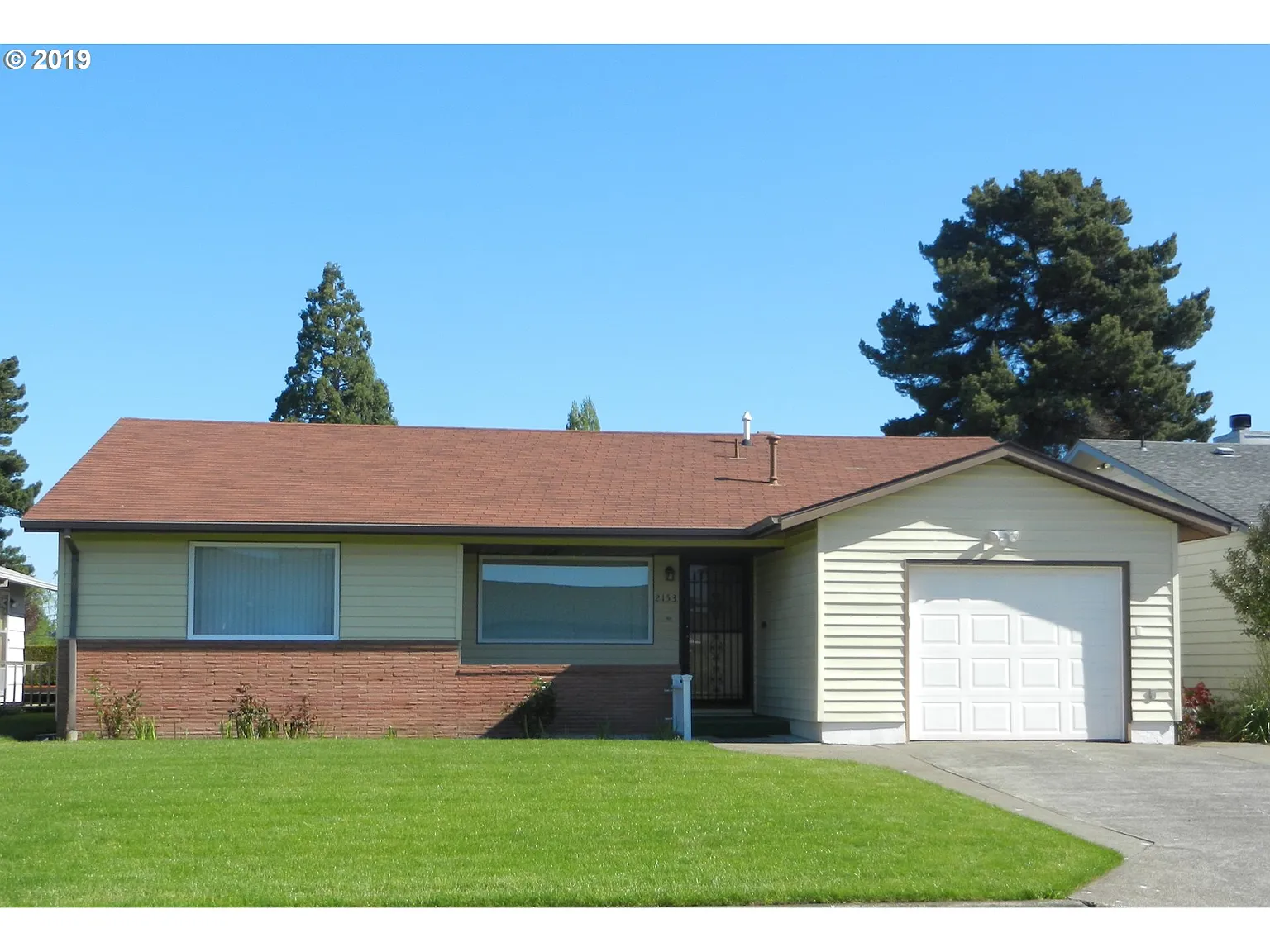 2153 Country Club Ter photo 1