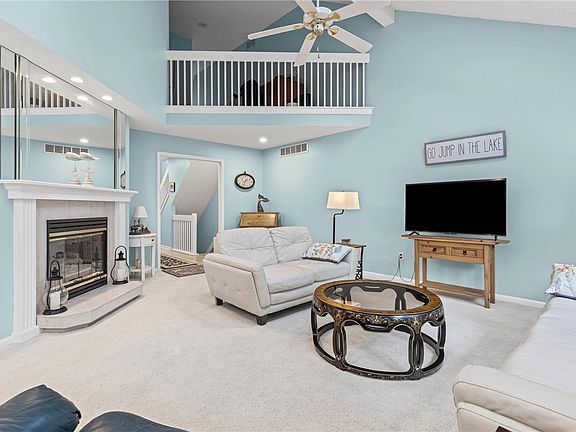 4th image of 1100 Hillsboro Cove Cir