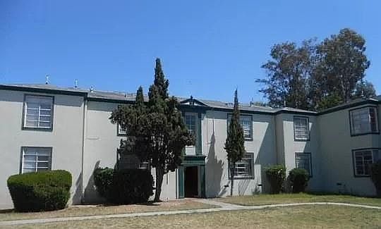 1st image of 1558 N Brooks Ave APT 4