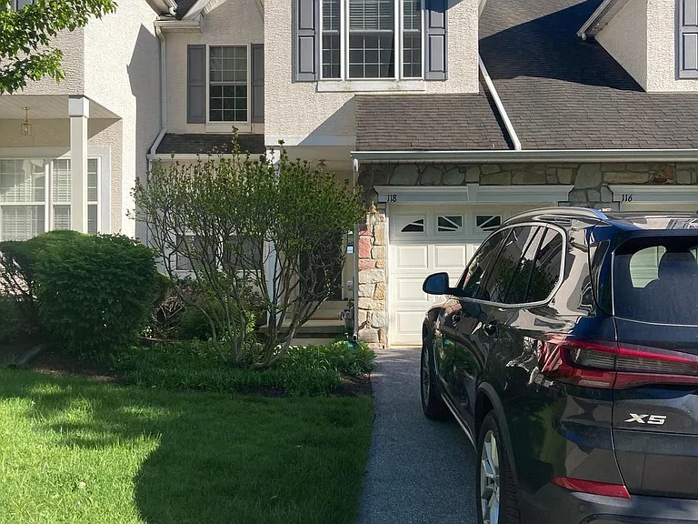 118 Madison Way — Photo 1