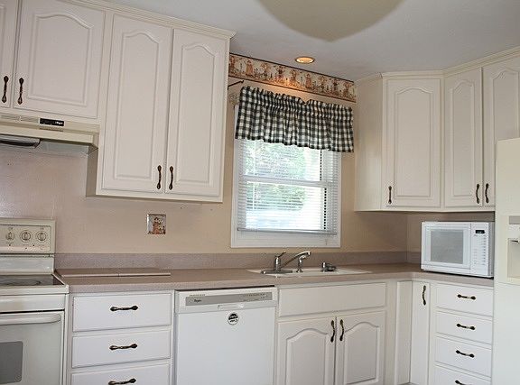 5th image of 2904 Algonquin Dr