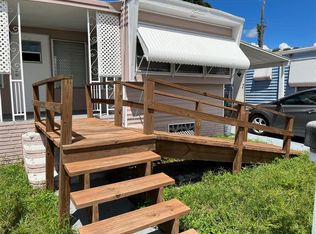 8573 SW 17th St, Davie, FL 33324