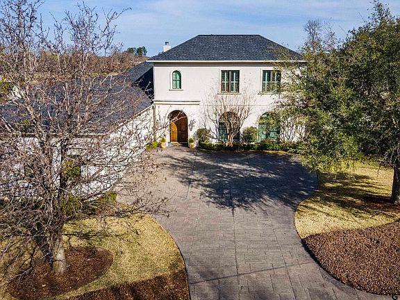 3rd image of 7110 Walden Dr