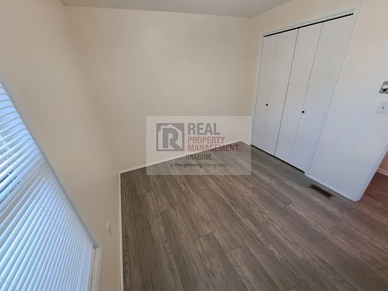 3605 Landau Ave NE — Photo 19