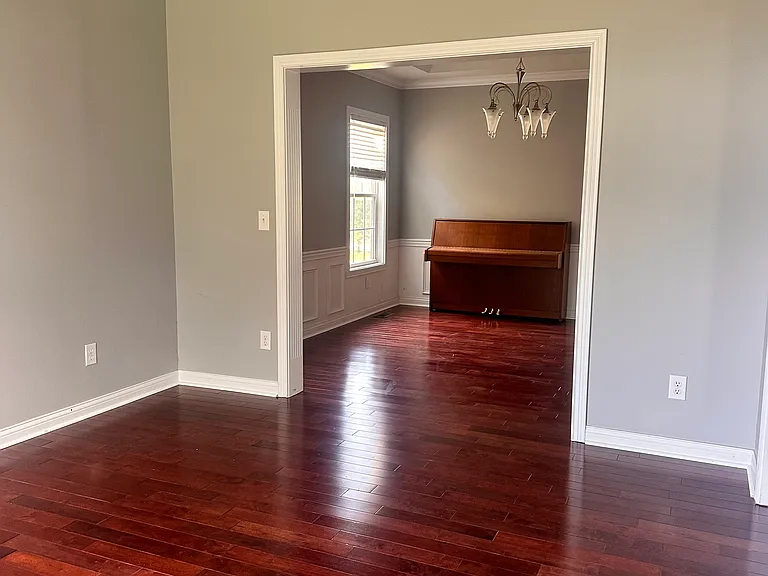 605 Mannington Pl — Photo 11