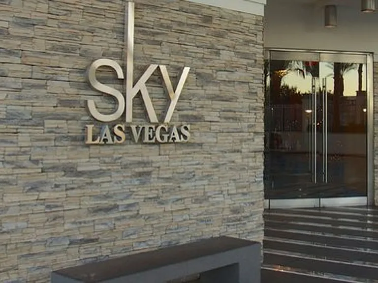 2700 Las Vegas Blvd S #3211 — Photo 1