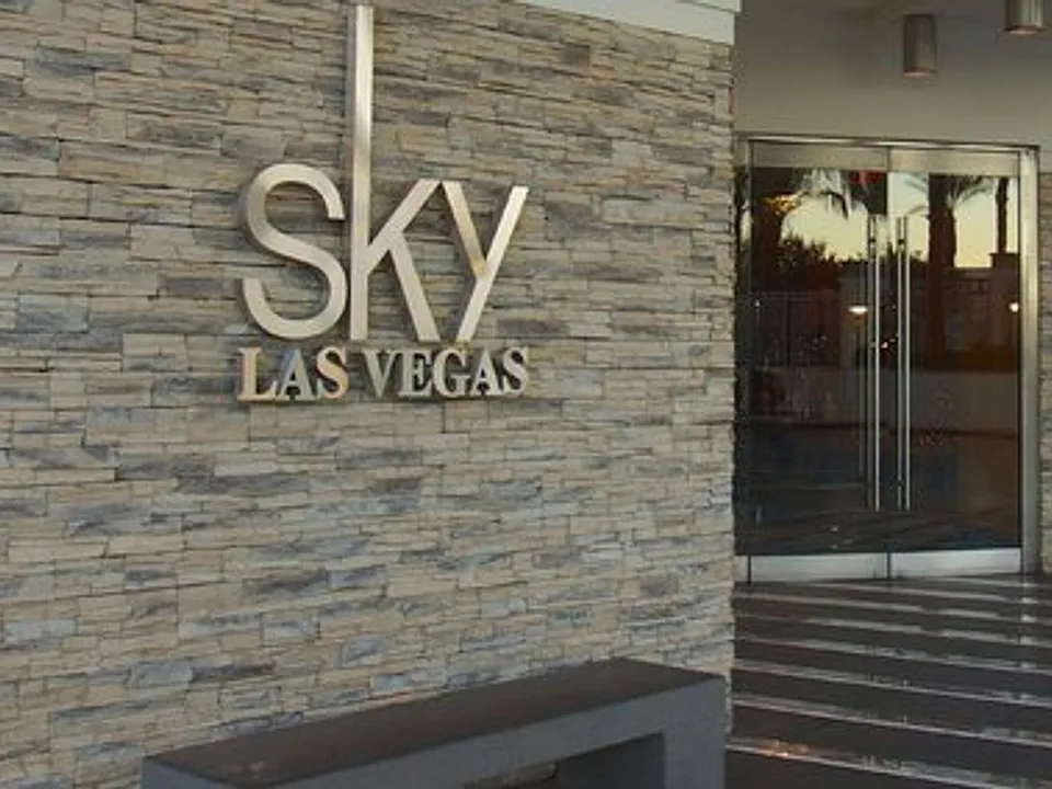 2700 Las Vegas Blvd S #3211