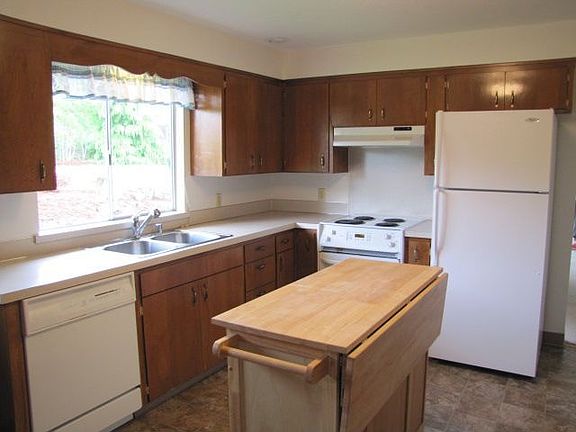 3rd image of 10511 13th Street Ct E