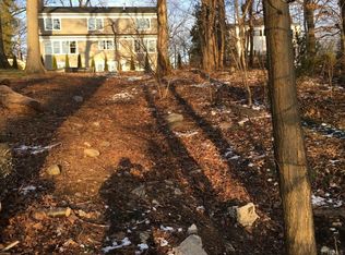 33 Weaver St, Scarsdale, NY 10583