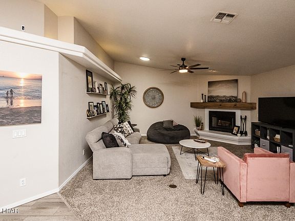 4th image of 2445 Seabring Dr