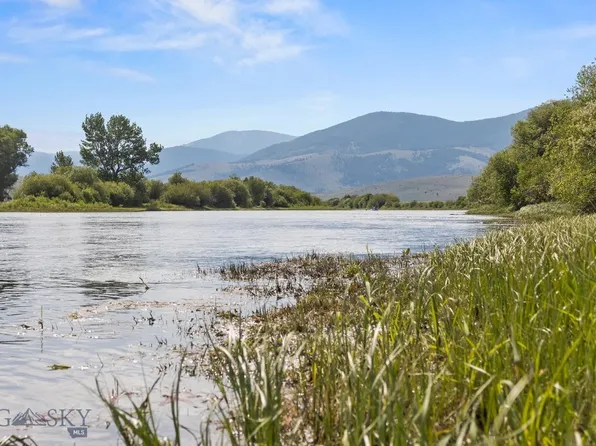 61485 State Highway 43, Wise River, MT 59762