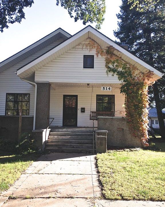 1st image of 514 Huntress St