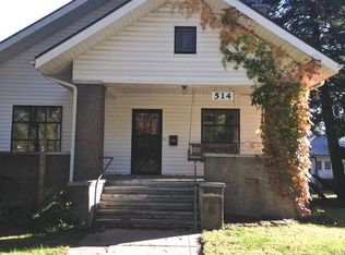 514 Huntress St, Clay Center, KS 67432