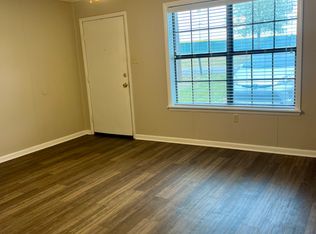 201 S Center St #A, Conway, AR 72034