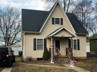 303 E 4th St, Trenton, IL 62293