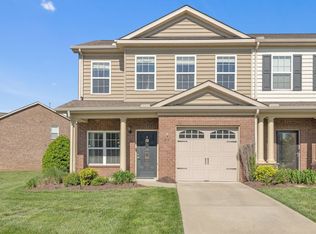 804 Meadowcrest Way, Lebanon, TN 37090