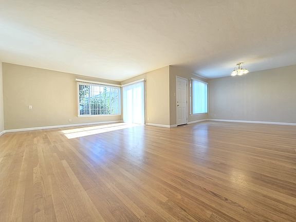 4th image of 260 Bellerose Dr