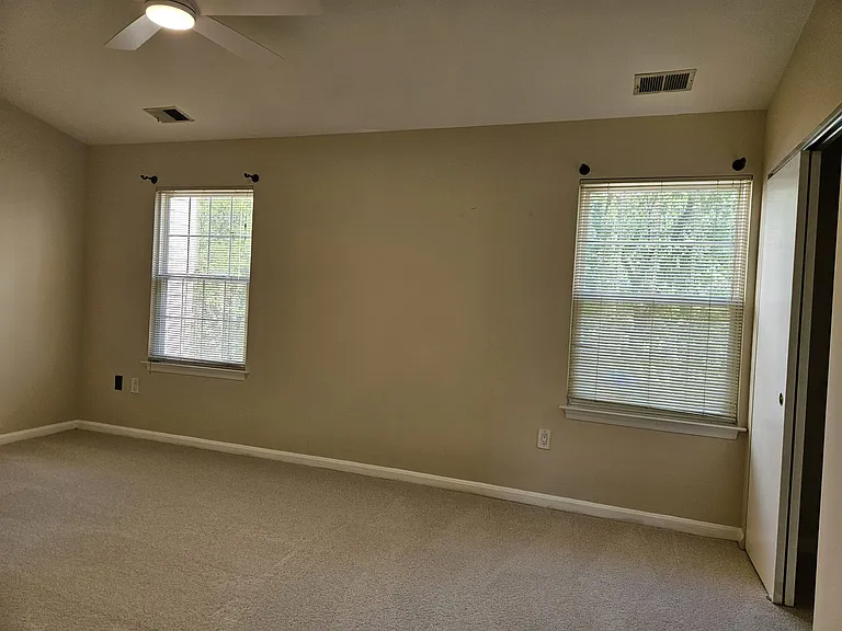 18 Hunters Gate Ct — Photo 21