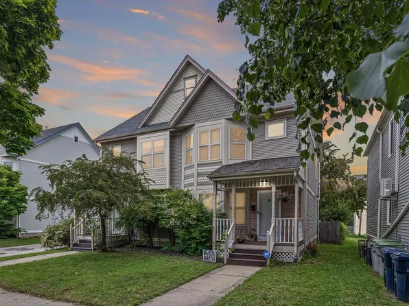 2118 North Palmer STREET, Milwaukee, WI 53212