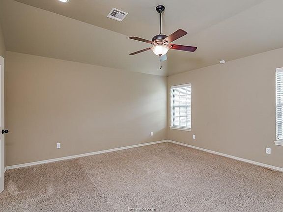 4th image of 3922 Incourt Ln