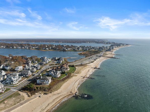 200 Grand Avenue, Falmouth, MA 02540