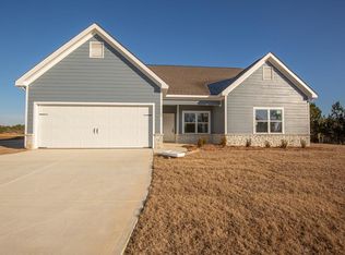 13 Shiloh Dr, Fort Mitchell, AL 36856