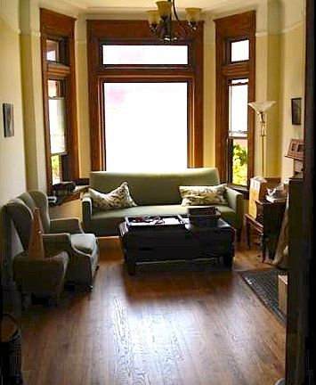 3rd image of 816 E 47th Pl #816