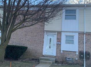 12787 Ronda Dr, Southgate, MI 48195