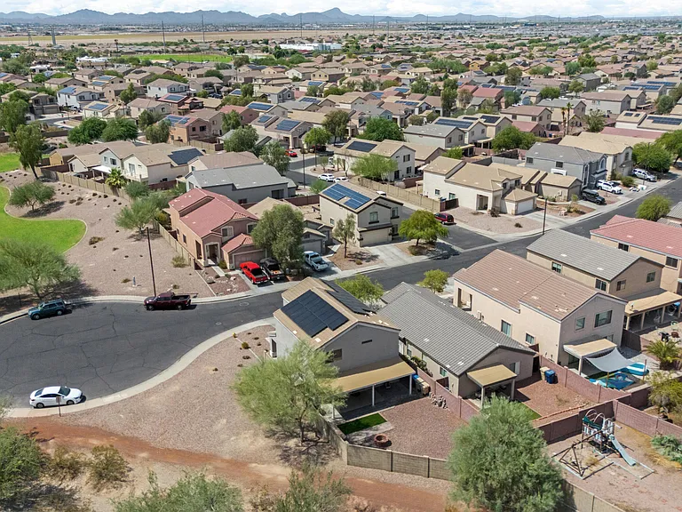 23340 W Cocopah St — Photo 42