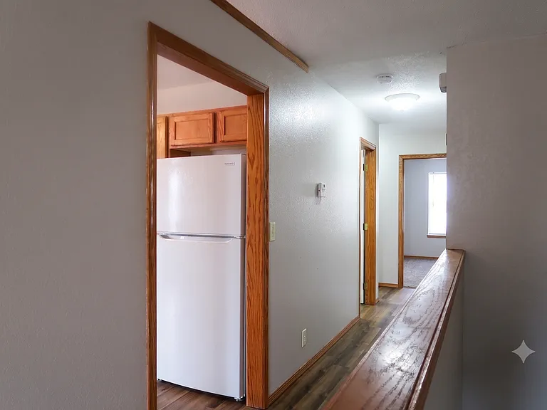 123 N Florence St — Photo 5