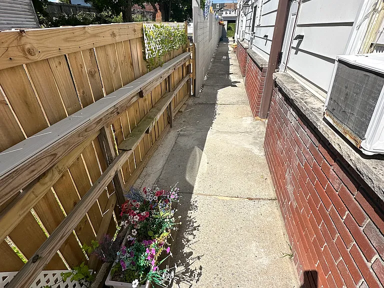 42 N Lehigh Ave #A — Photo 11