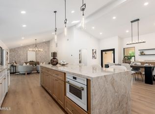 9025 N 83RD Place, Scottsdale, AZ 85258