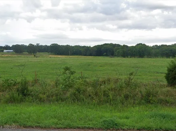 3223 W Highway 255, Lavaca, AR 72941