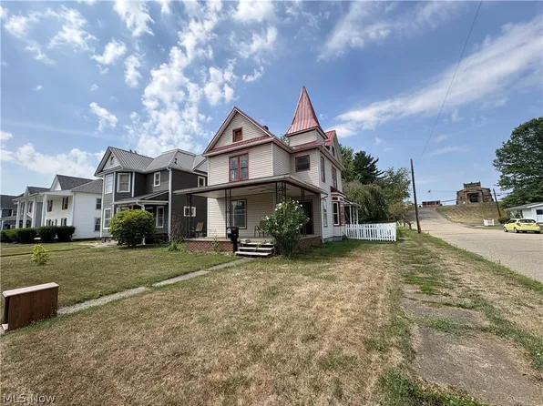438 N Wooster Ave, Strasburg, OH 44680