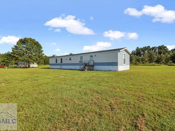 55 Jerold Jones Dr, Jesup, GA 31545