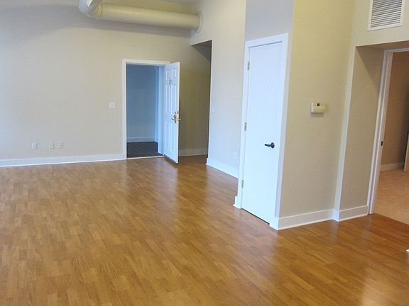 5th image of 224 E Michigan Ave #201