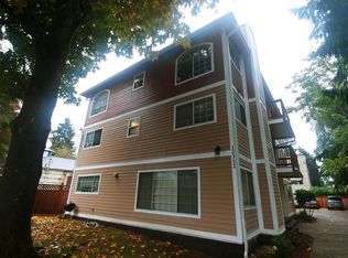 12312 40th Ave NE #3D, Seattle, WA 98125
