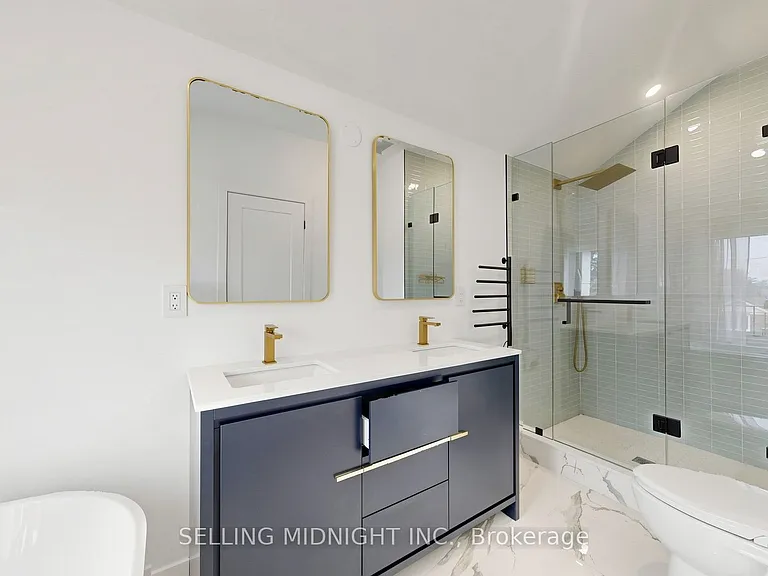 42 Guthrie Ave — Photo 29