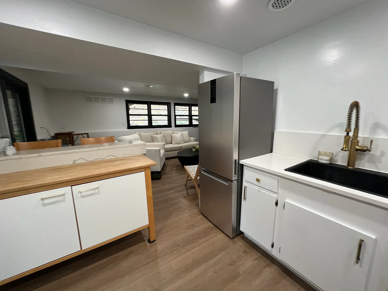 76 Valley Rd — Photo 2