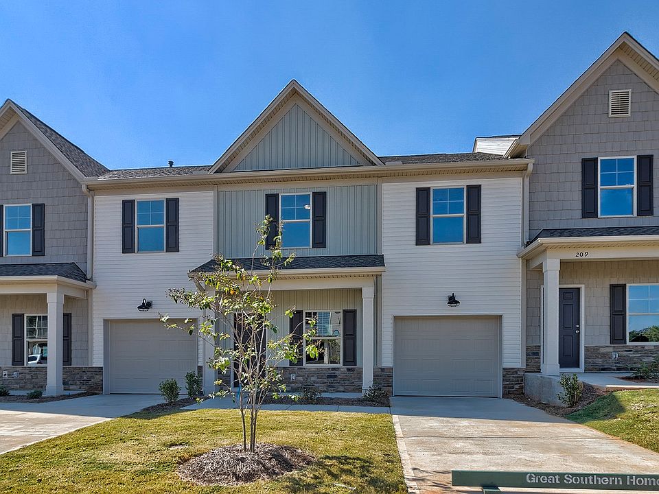 203 Fern Hollow Way