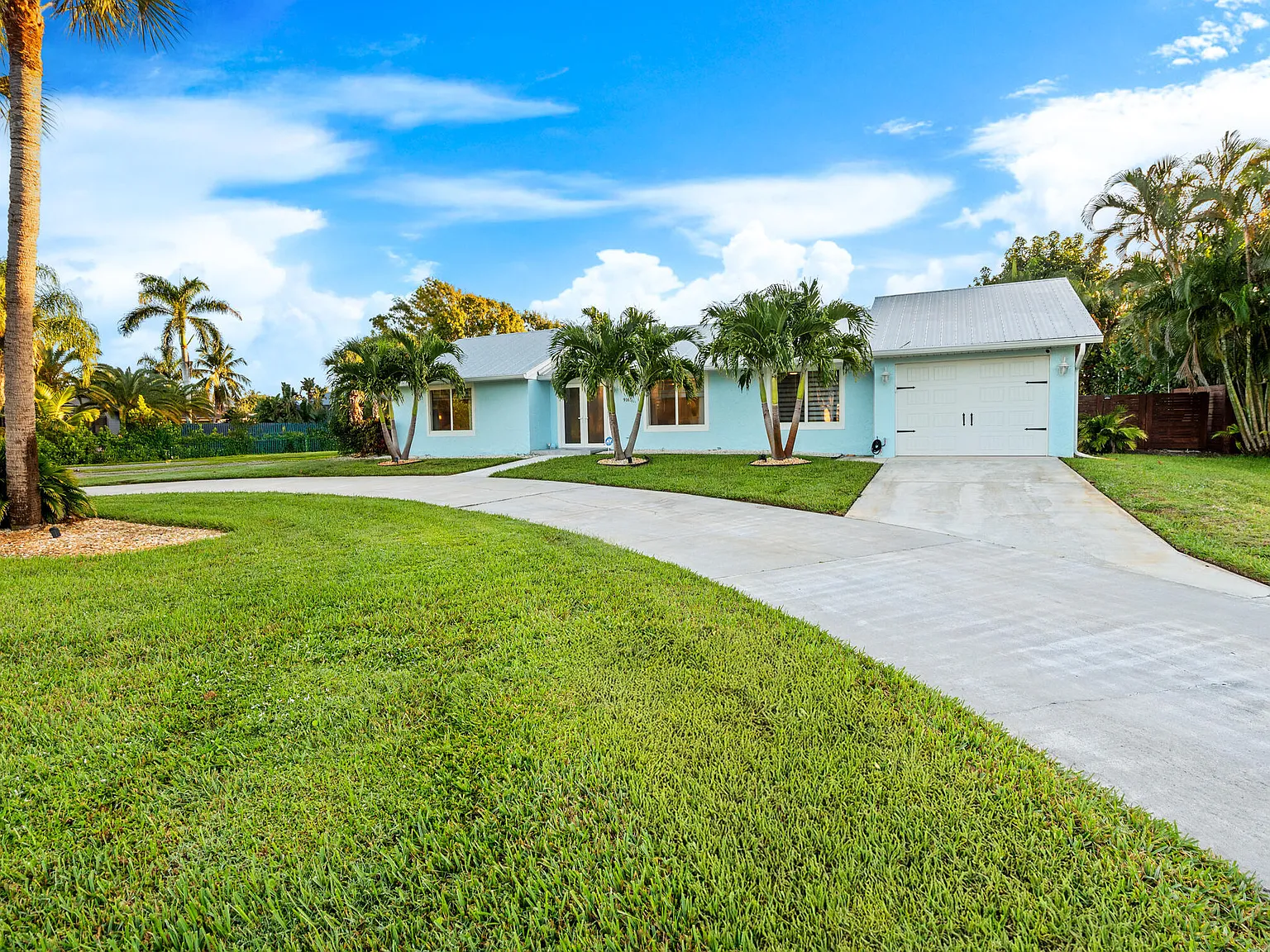 3 bed, 2.0 bath, 1330 sqft, $6,500 — Photo 4