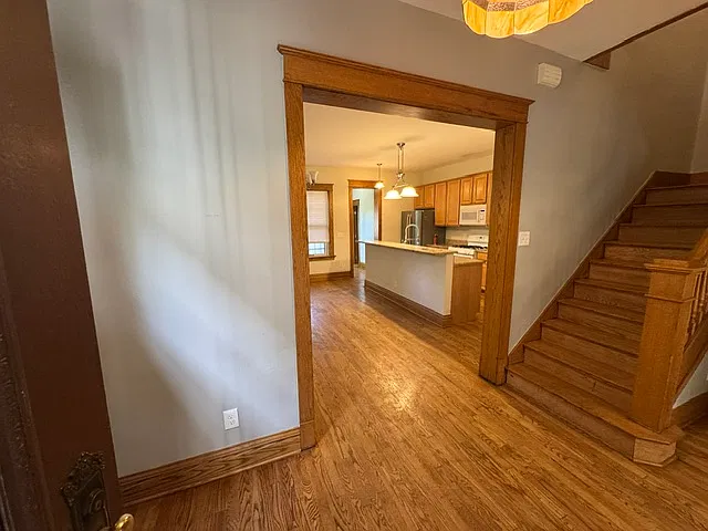 3 bed, 1670 sqft, $3,000 — Photo 4