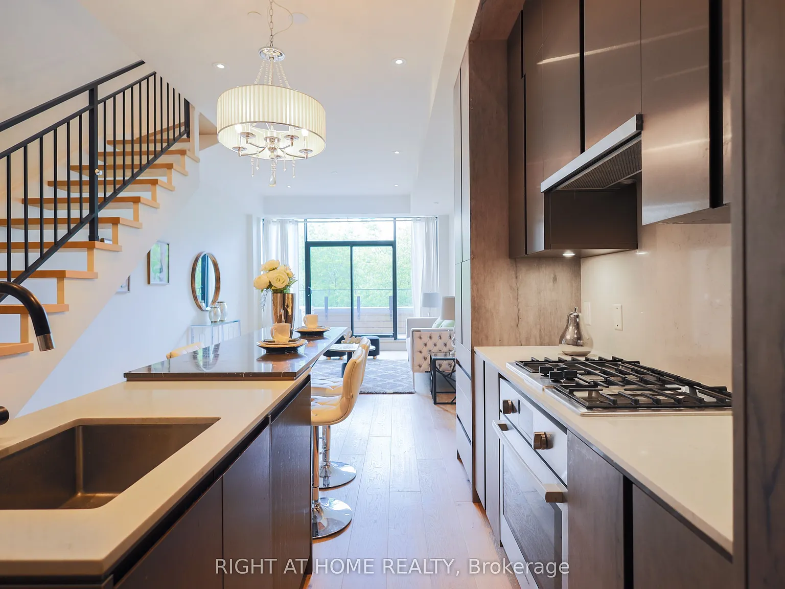 2 bed, $5,250 — Photo 2