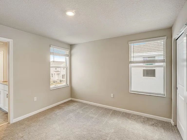 5728 SE Edgewater Cir — Photo 8